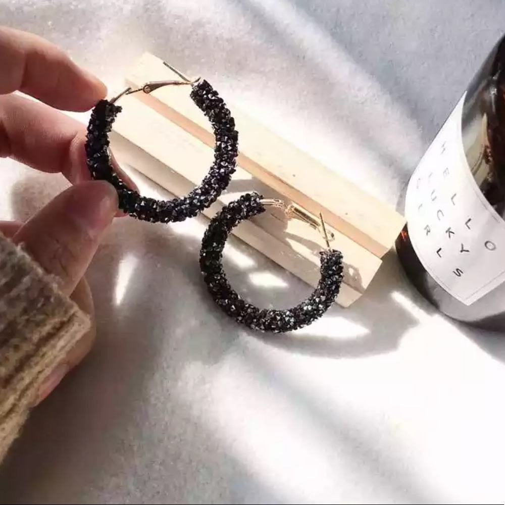 💥 Black Rhinestone Hoops - Picture 3 of 3
